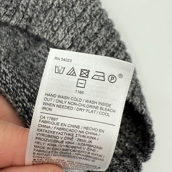 Athleta Sweater Women Medium Heather Black Vital Wool Cashmere VNeck Long Sleeve - Picture 9 of 13